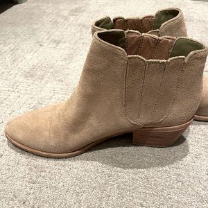 Joie Booties